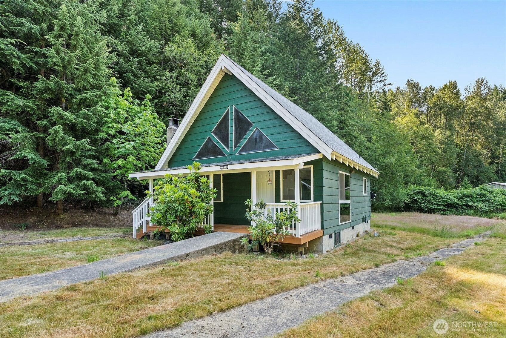 995 Davis Lake Road