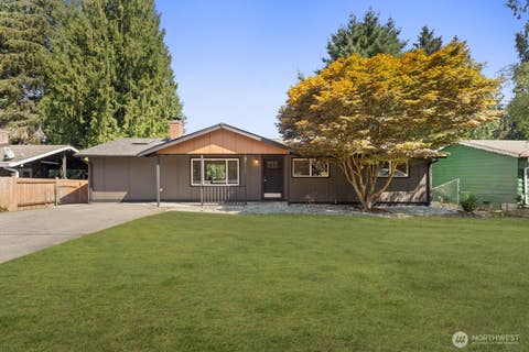 Photo of 30420 2nd Avenue S, Federal Way, WA 98003 (MLS # 2567330)