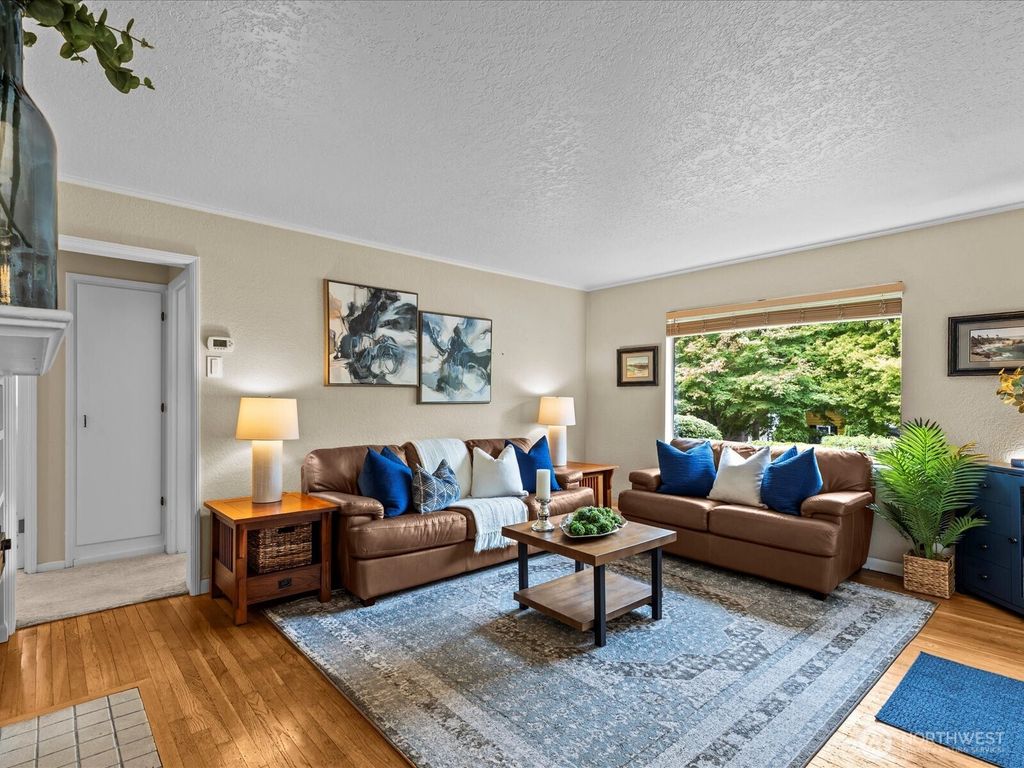Photo of 3420 32nd Avenue W, Seattle, WA 98199 (MLS # 2444538)