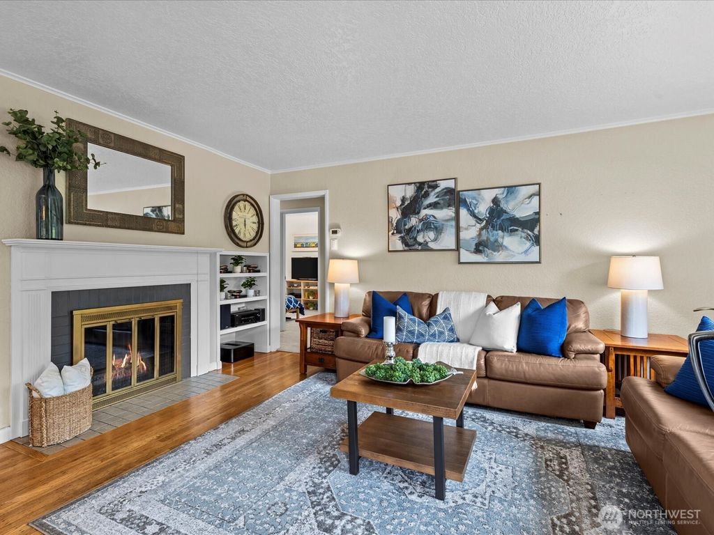 Photo of 3420 32nd Avenue W, Seattle, WA 98199 (MLS # 2444538)