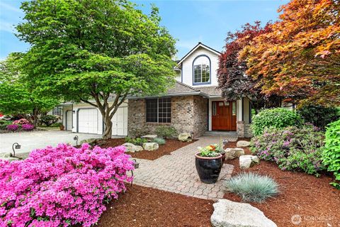 Photo of 19223 63rd Avenue NE, Kenmore, WA 98028 (MLS # 2521589)