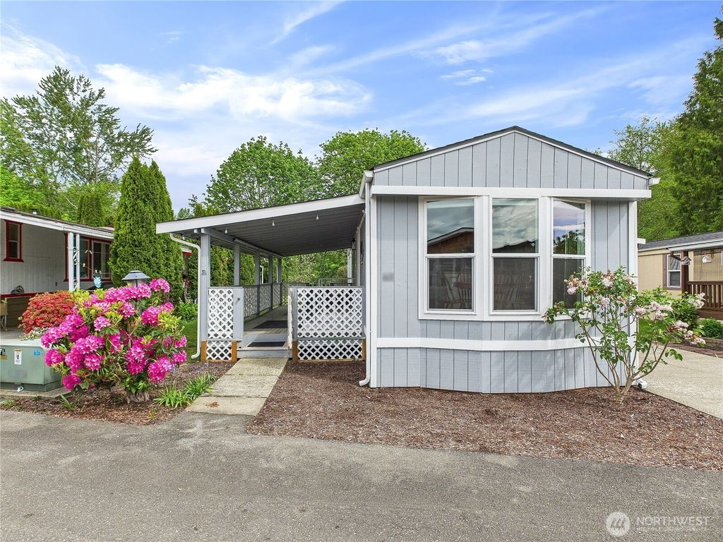 Photo of 212 Old Owen Road #43, Sultan, WA 98294 (MLS # 2372401)