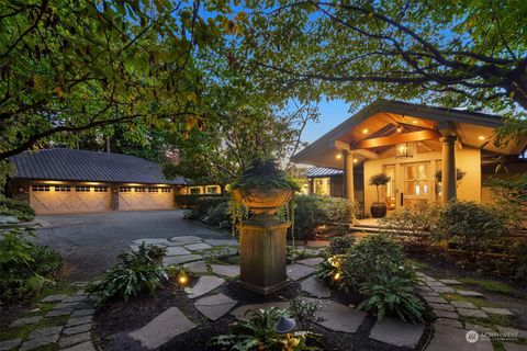 9310 SE 5th Street Bellevue WA 98004