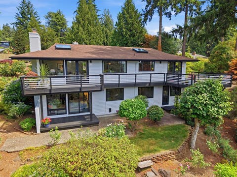 Photo of 4802 111th Avenue NE, Kirkland, WA 98033 (MLS # 2567616)