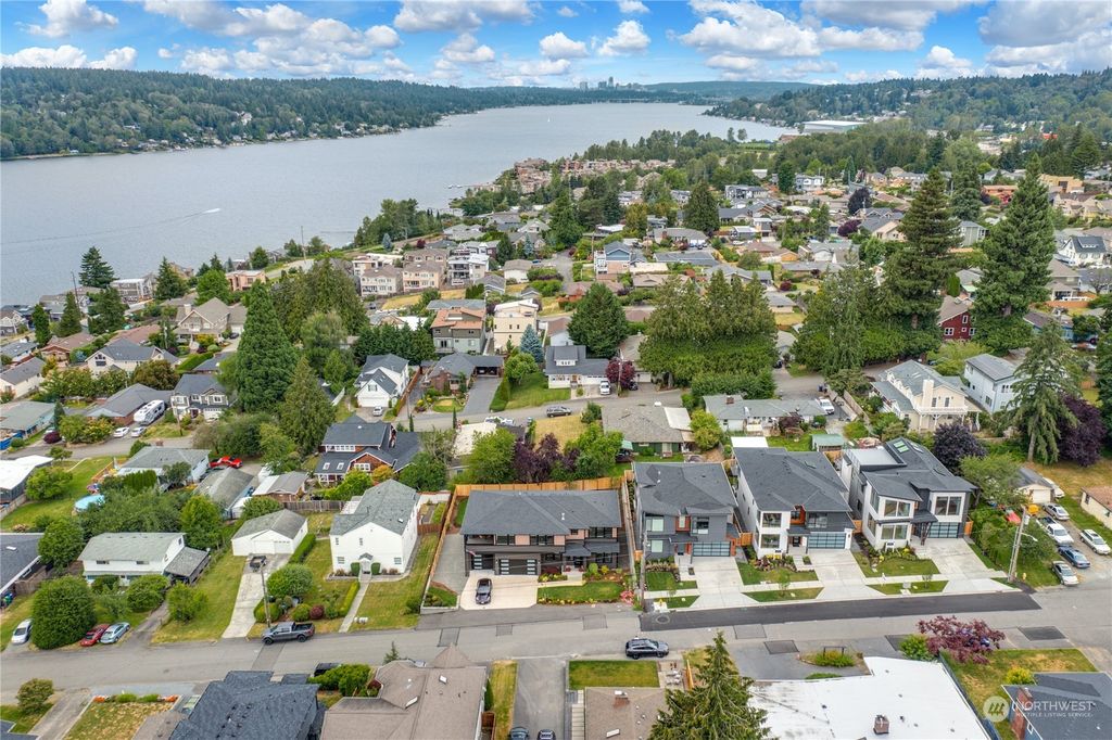 Photo of 1104 N 34th Street, Renton, WA 98056 (MLS # 2001780)