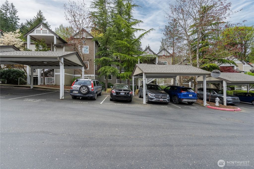 Photo of 18501 SE Newport Way #K245, Issaquah, WA 98027 (MLS # 2510502)