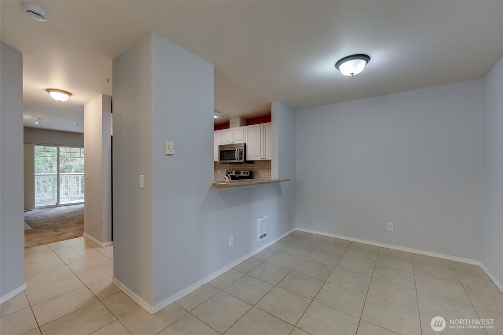 Photo of 18501 SE Newport Way #K245, Issaquah, WA 98027 (MLS # 2510502)