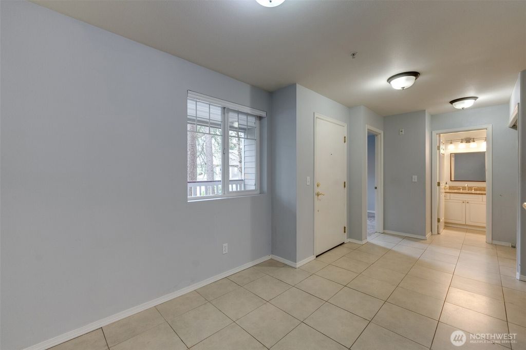 Photo of 18501 SE Newport Way #K245, Issaquah, WA 98027 (MLS # 2510502)