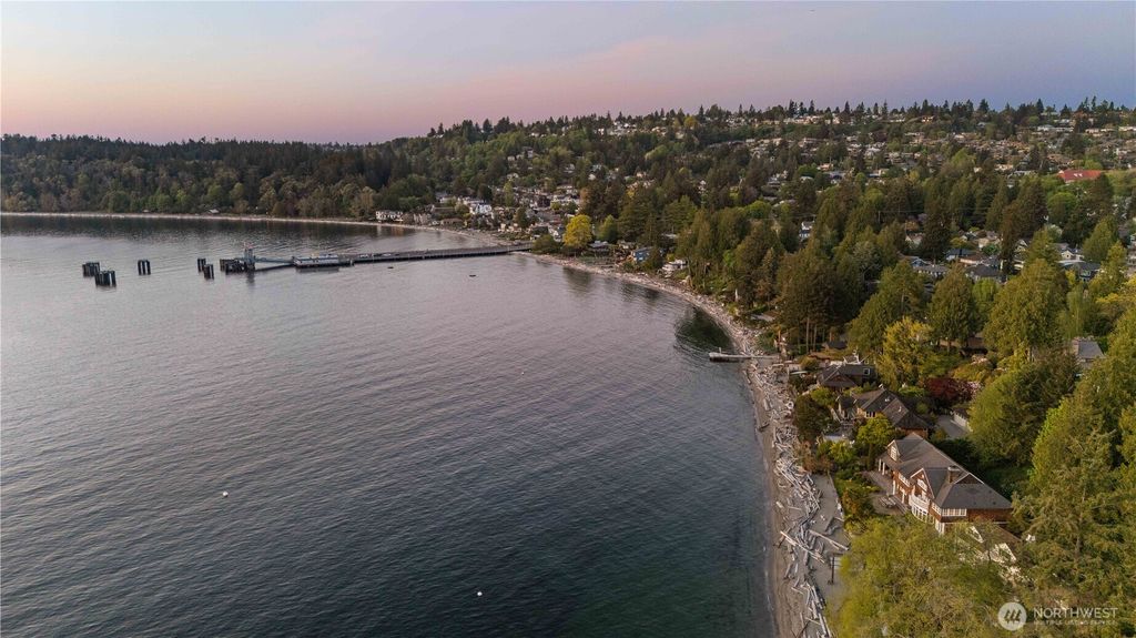 Photo of 9325 Fauntleroy Way SW, Seattle, WA 98136 (MLS # 2366383)
