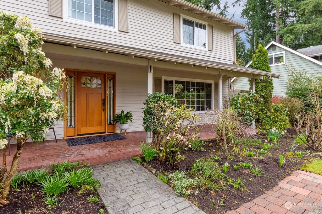 Photo of 11745 NE 149th Street, Kirkland, WA 98034 (MLS # 2051953)