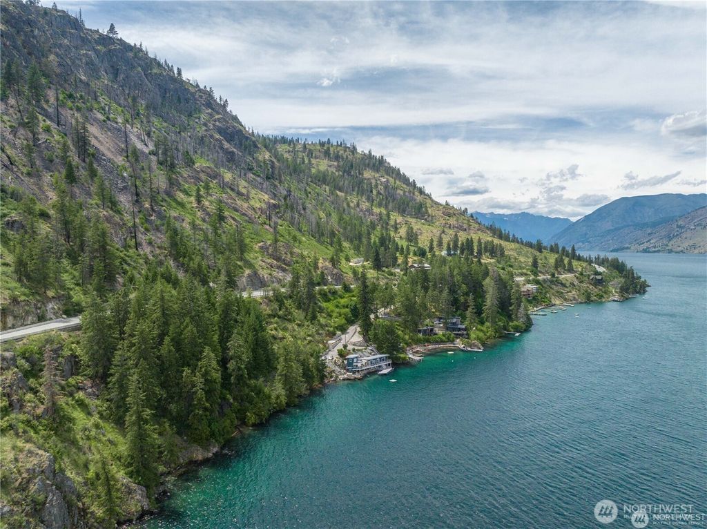 Photo of 0 S Lakeshore Road, Chelan, WA 98816 (MLS # 2505685)