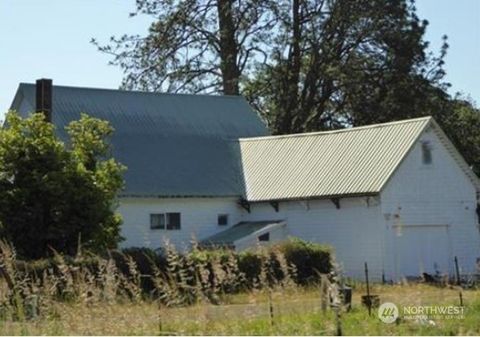 A home in Elma