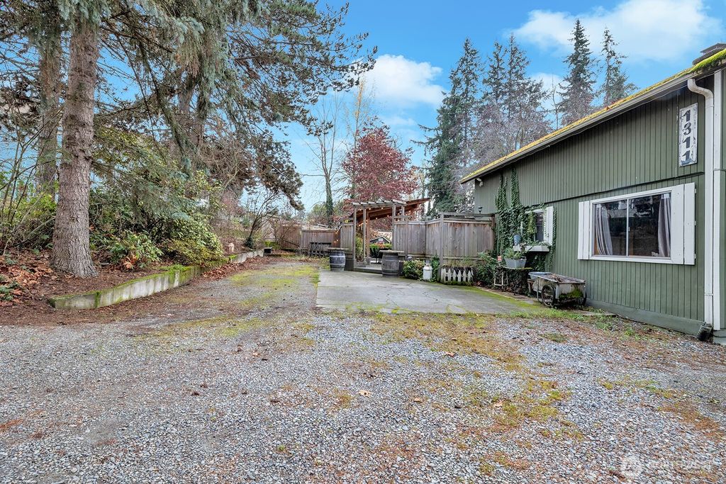 Photo of 1311 Alder Street, Milton, WA 98354 (MLS # 2456093)
