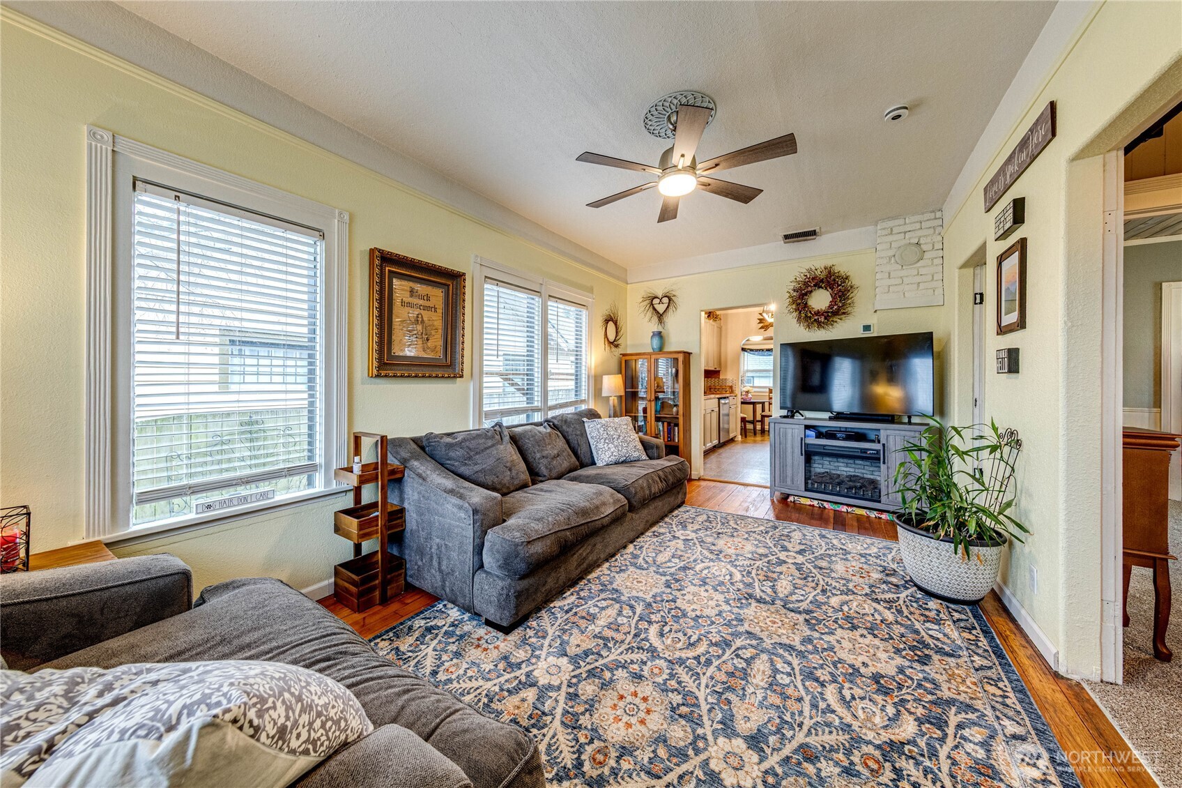 1116 E Marine View Drive