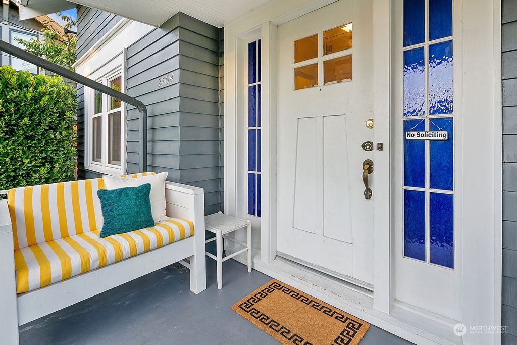 Photo of 2704 9th Avenue W, Seattle, WA 98119 (MLS # 2161285)