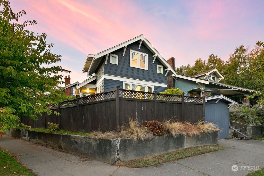 Photo of 2704 9th Avenue W, Seattle, WA 98119 (MLS # 2161285)