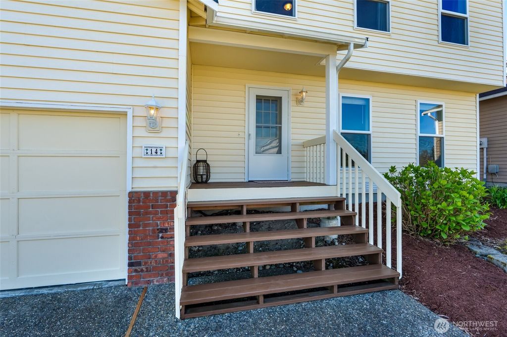 Photo of 14 60th Place SE, Everett, WA 98203 (MLS # 2363183)