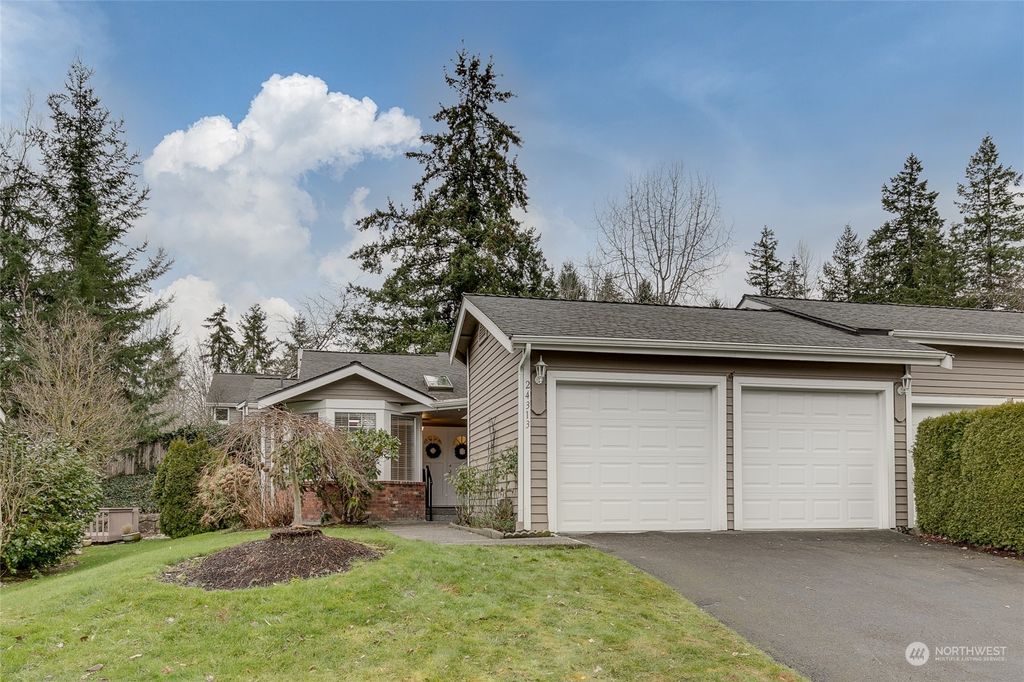 Photo of 24313 SE 41st Place #9, Sammamish, WA 98029 (MLS # 2033859)