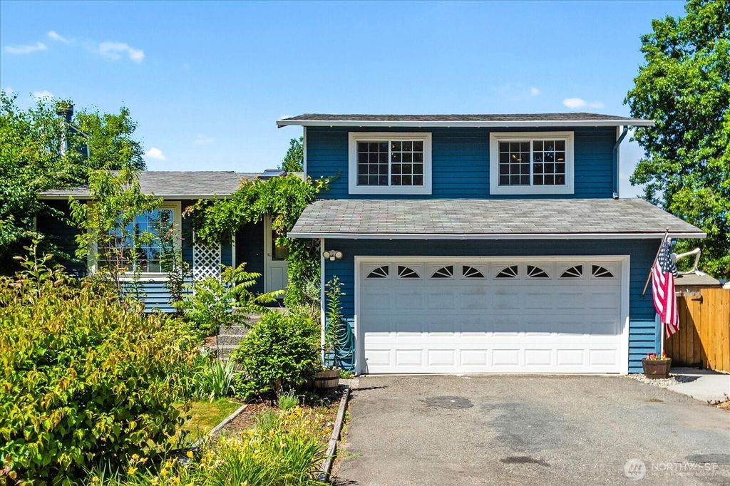 Photo of 13218 46th Drive NE, Marysville, WA 98271 (MLS # 2405025)