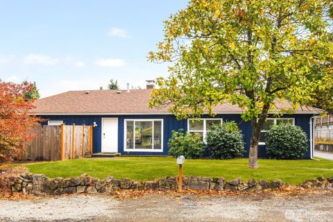 Photo of 3619 67th Avenue W, University Place, WA 98466 (MLS # 2438370)