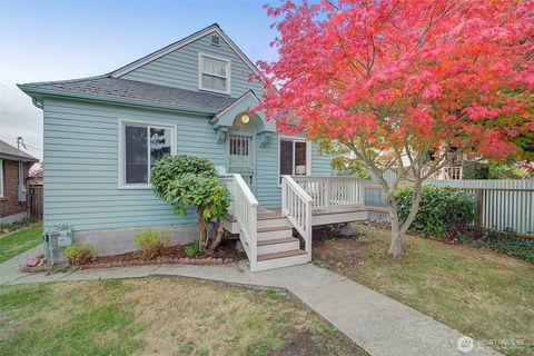 Photo of 4021 40th Avenue SW, Seattle, WA 98116 (MLS # 2446393)