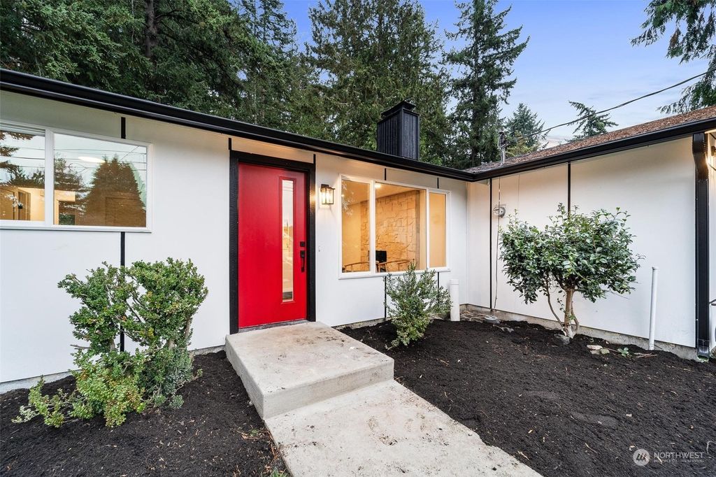 Photo of 12278 Densmore Avenue N, Seattle, WA 98133 (MLS # 2173166)