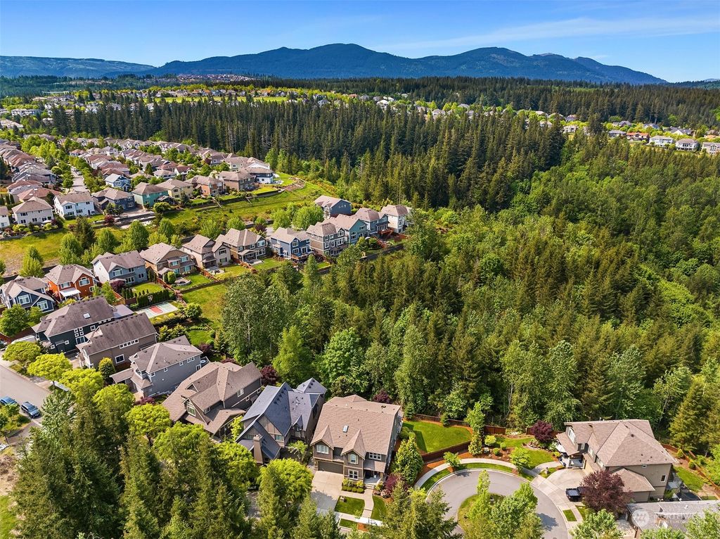 Photo of 6219 Whitaker Lane SE, Snoqualmie, WA 98065 (MLS # 2069173)