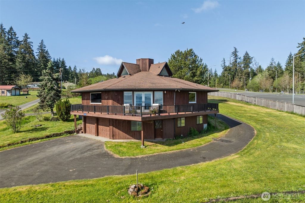 Photo of 10601 87th Street Ct, Anderson Island, WA 98303 (MLS # 2513514)