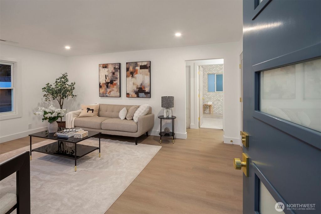 Photo of 1016 NW 85th Street, Seattle, WA 98117 (MLS # 2499816)