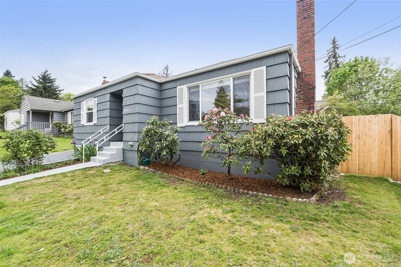 9417 44th Place NE