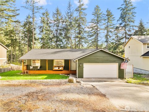 Photo of 17834 Rising Court SE, Yelm, WA 98597 (MLS # 2446988) Photo of 17834 Rising Court SE, Yelm, WA 98597 (MLS # 2446988)