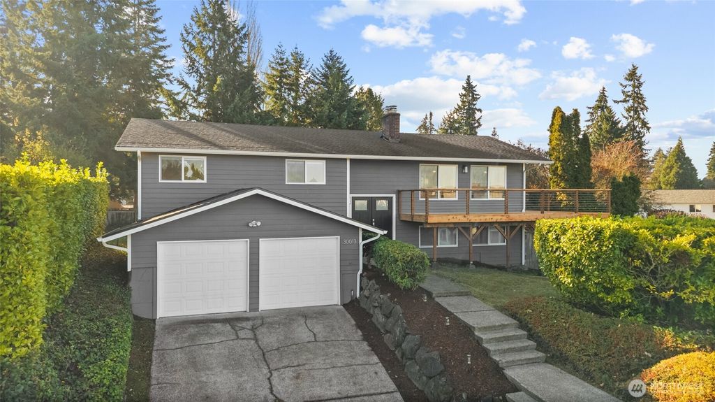 Photo of 30013 2nd Avenue SW, Federal Way, WA 98023 (MLS # 2426055)