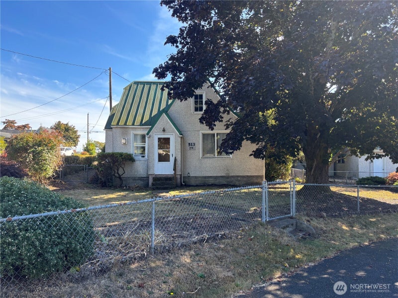 513 7th Street