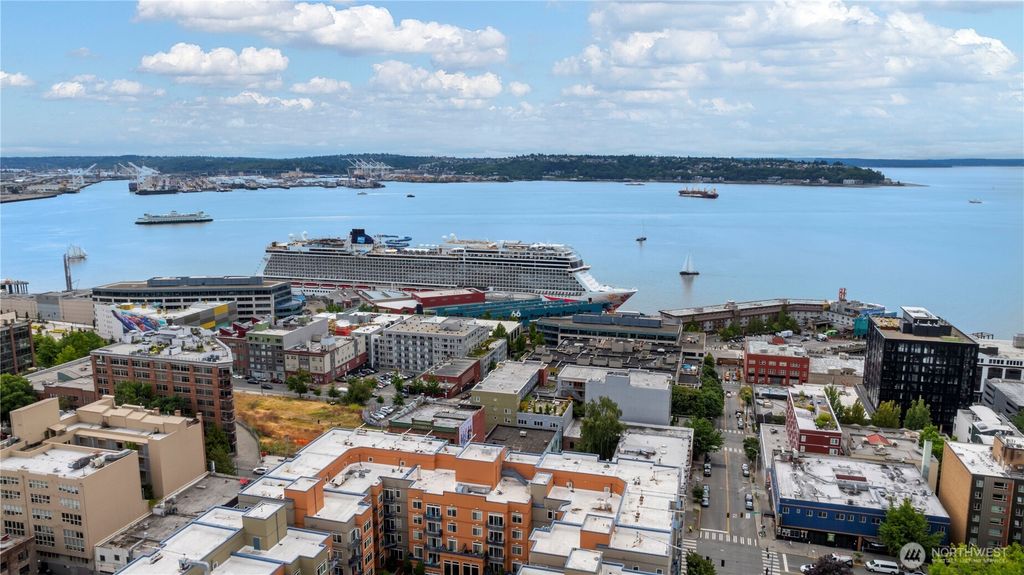 Photo of 2440 Western Avenue #807, Seattle, WA 98121 (MLS # 2380370)