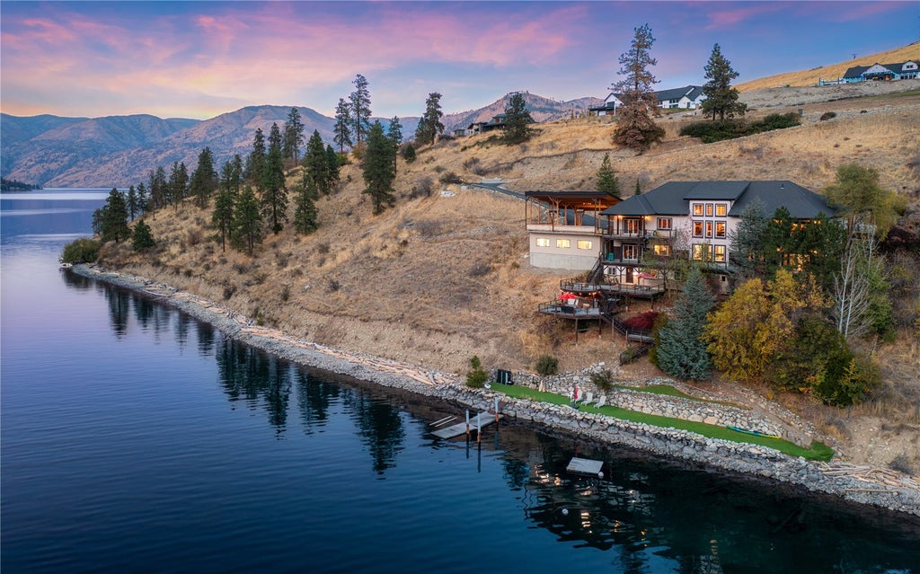 Photo of 4740 Chelan Blvd BLVD, Manson, WA 98831 (MLS # 2596019)