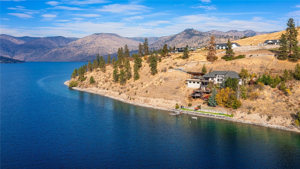 Photo of 4740 Chelan Blvd BLVD, Manson, WA 98831 (MLS # 2596019)