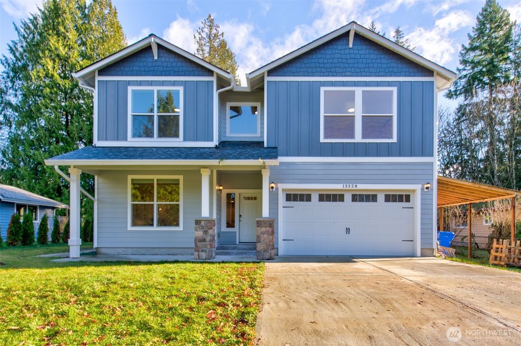 Photo of 13328 191st Place Pl SE, Renton, WA 98059 (MLS # 2344695)
