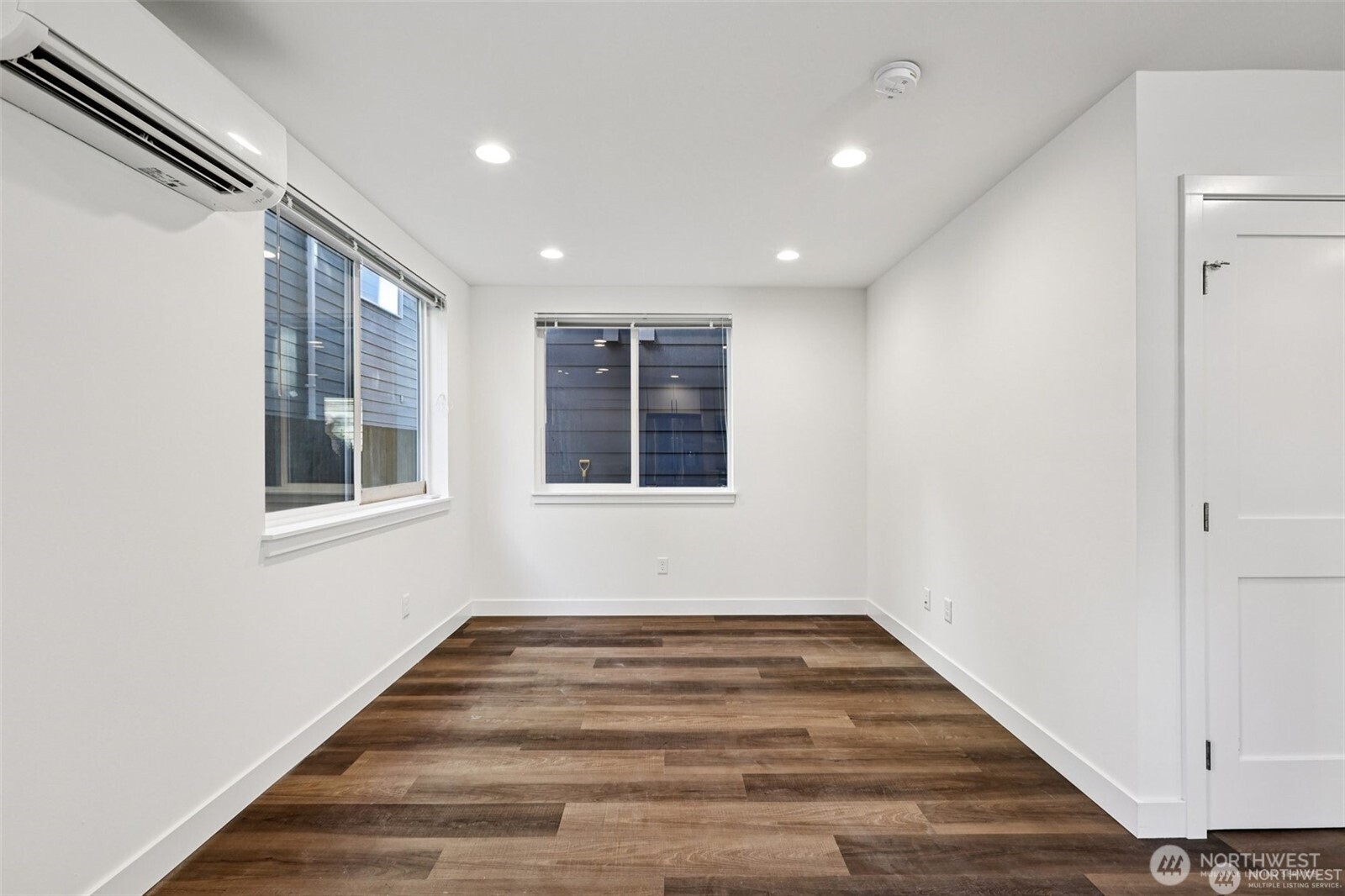 5255 Brooklyn Avenue NE