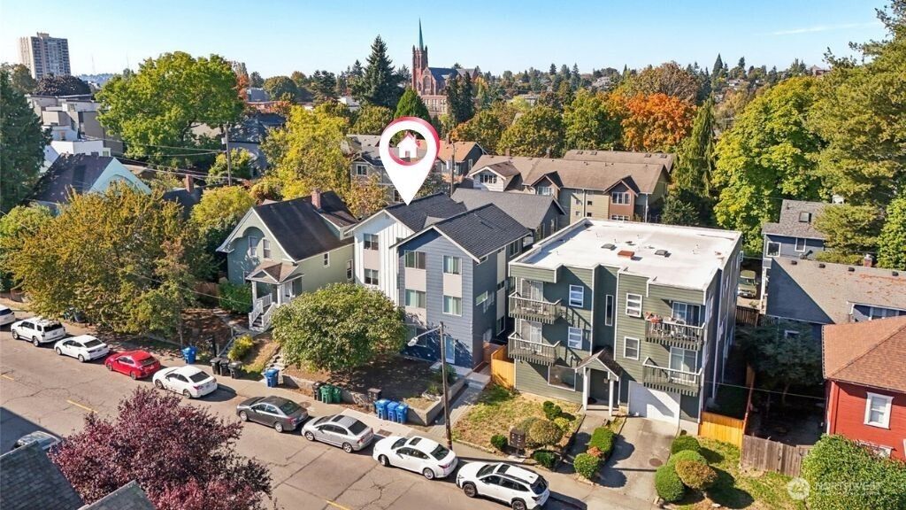 Photo of 5255 Brooklyn Avenue NE, Seattle, WA 98015 (MLS # 2491834)