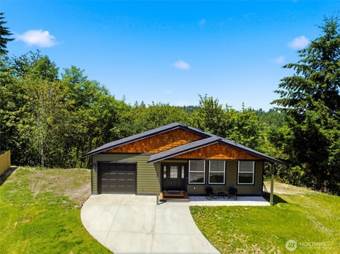 Photo of 254 Skyler Way, Eatonville, WA 98328 (MLS # 2545033)