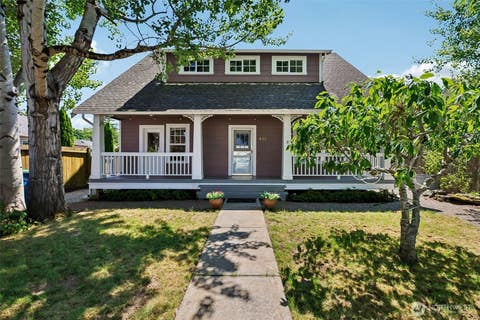 Photo of 415 Warner Street, Sedro Woolley, WA 98284 (MLS # 2559606)