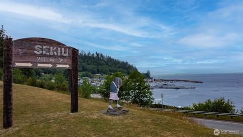 Photo of 444 Front Street, Sekiu, WA 98381 (MLS # 2409047) Photo of 444 Front Street, Sekiu, WA 98381 (MLS # 2409047)