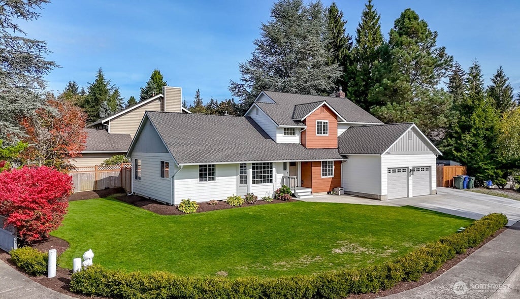 Photo of 13506 189th Place SE, Renton, WA 98058 (MLS # 2580105)