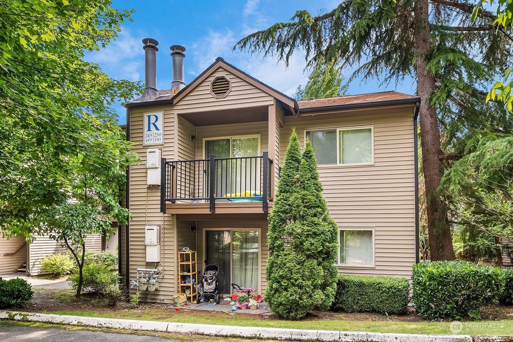 Photo of 9805 Avondale Road NE #R149, Redmond, WA 98052 (MLS # 2130868)