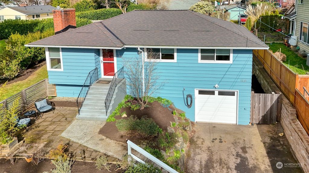 Photo of 1438 NW 195th Street, Shoreline, WA 98177 (MLS # 2203275)