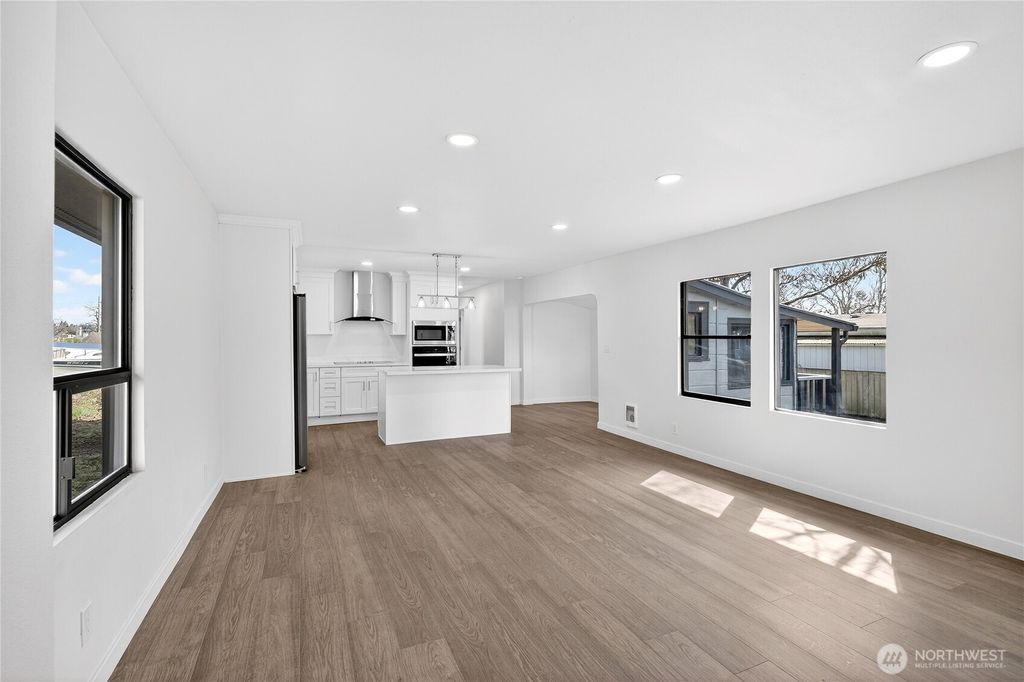 Photo of 6931 S Tyler Street, Tacoma, WA 98409 (MLS # 2502451)