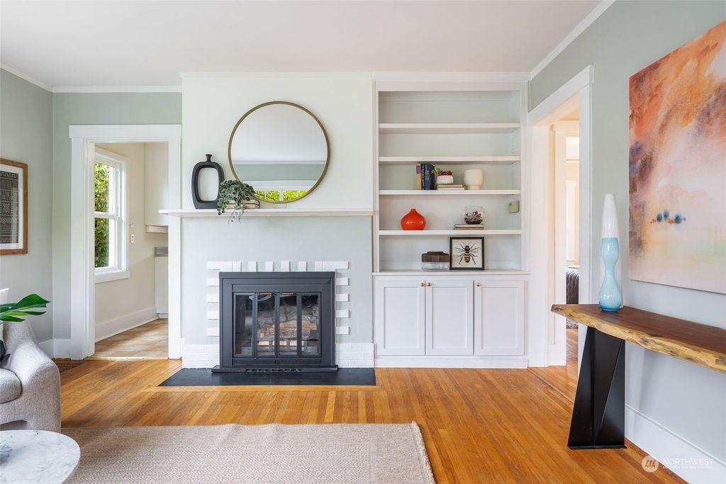 Photo of 8317 17th Avenue NW, Seattle, WA 98117 (MLS # 2228106)