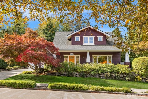 Photo of 9536 NE North Town Loop, Bainbridge Island, WA 98110 (MLS # 2588770)