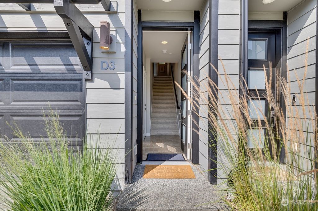 Photo of 3230 148th Street SW #D3, Lynnwood, WA 98037 (MLS # 2275762)