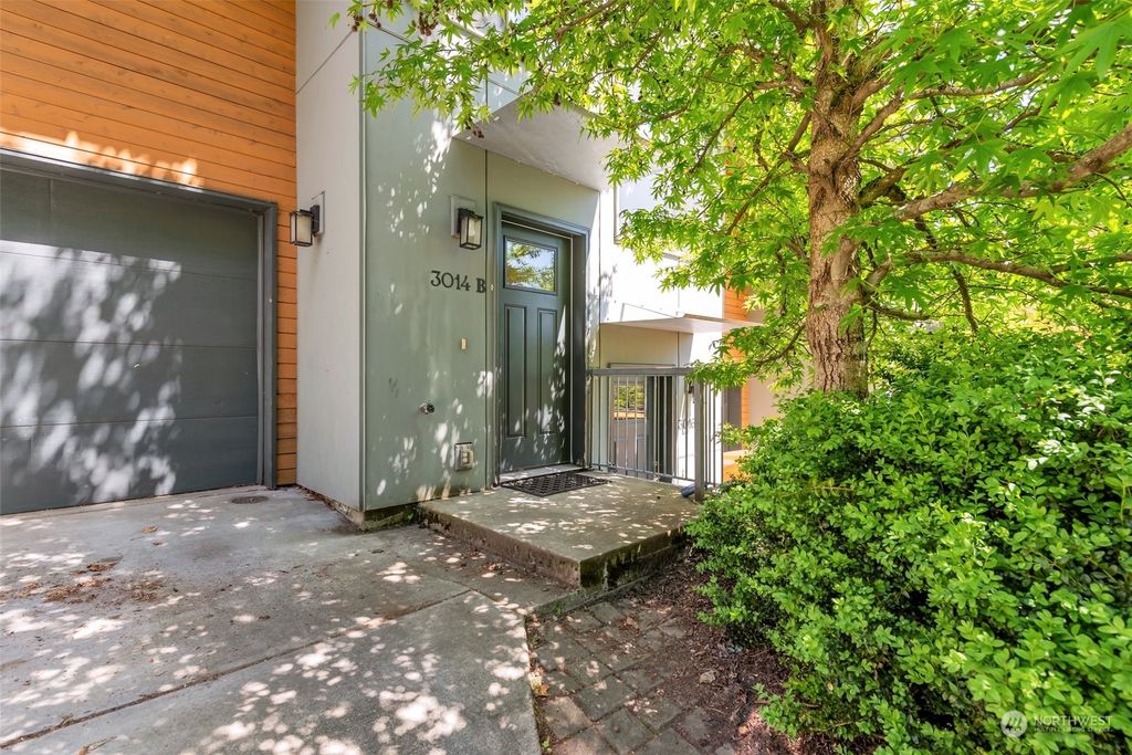 Photo of 3014 NE 140th Street #B, Seattle, WA 98125 (MLS # 2227207)